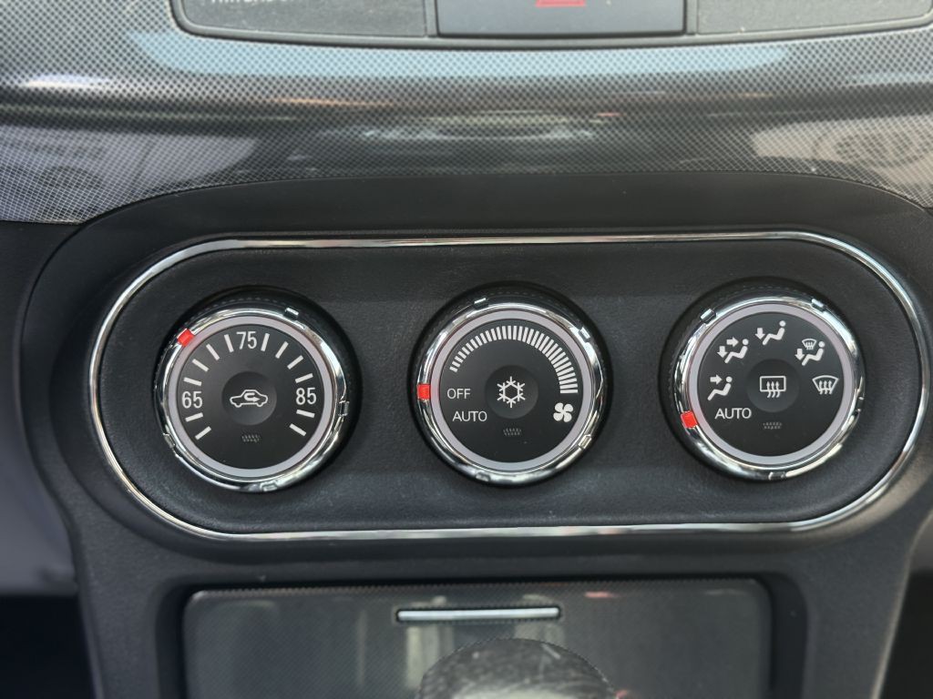 2011 Mitsubishi Lancer Image 18
