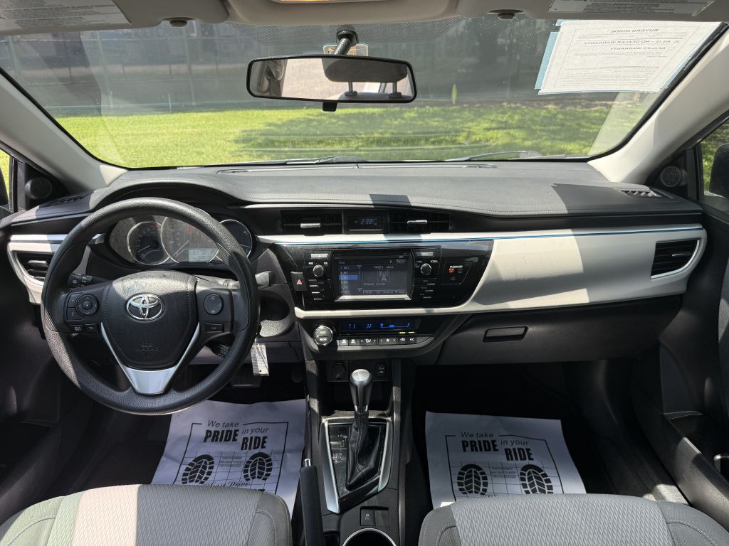 2016 Toyota Corolla Image 15