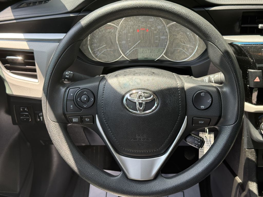 2016 Toyota Corolla Image 16