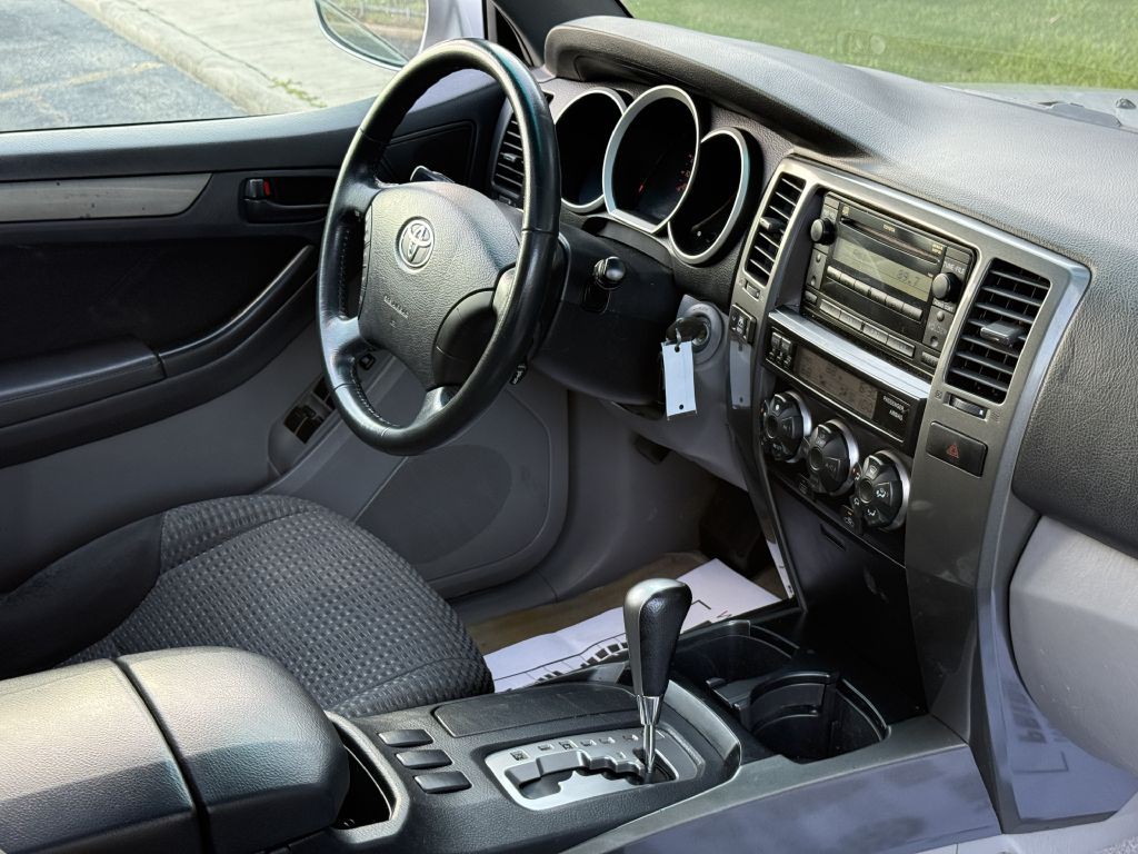2007 Toyota 4Runner Image 17