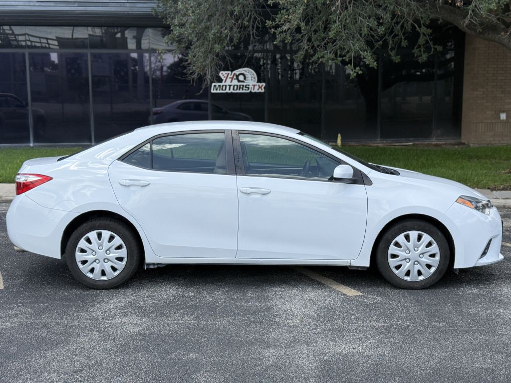 2015 Toyota Corolla Image 6