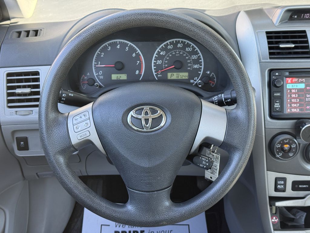 2013 Toyota Corolla Image 15