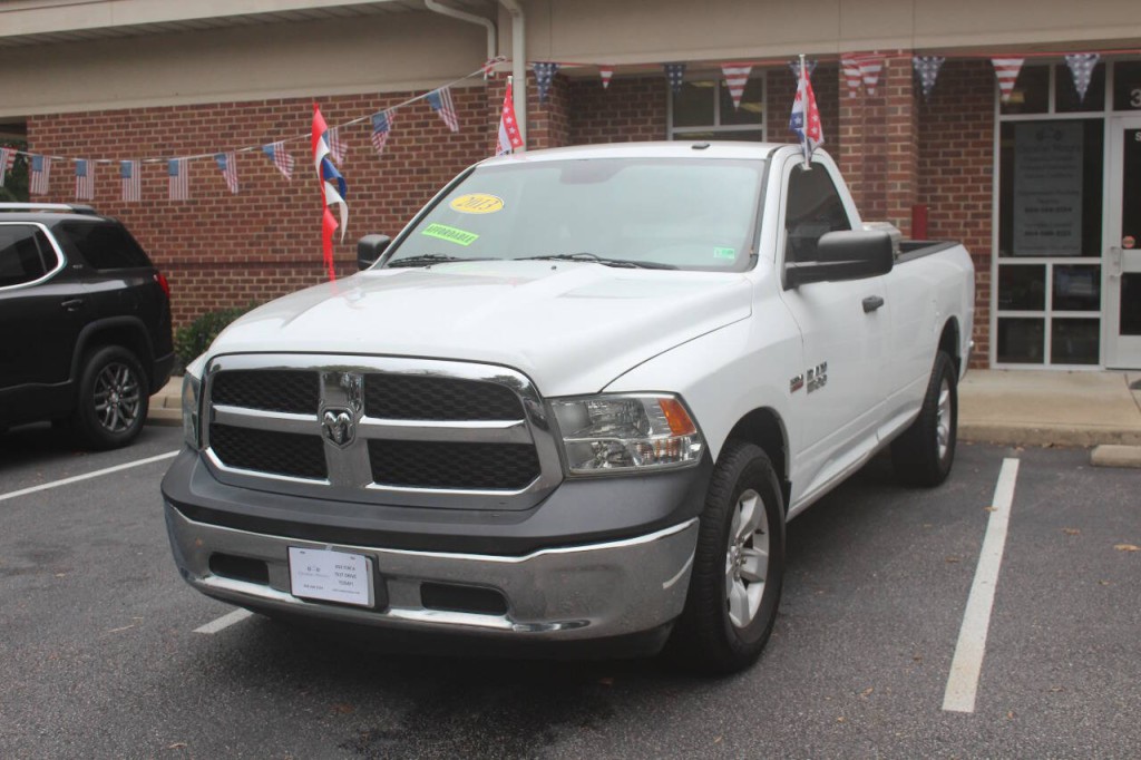 2013 RAM 1500 Image 4
