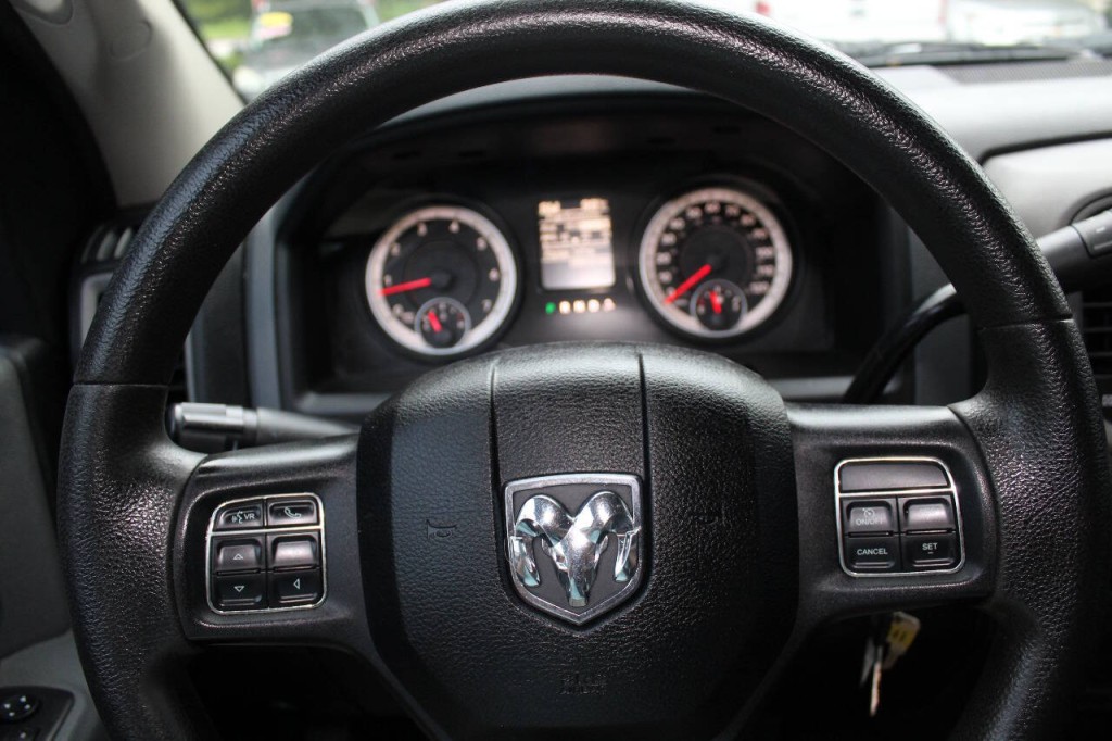 2013 RAM 1500 Image 14