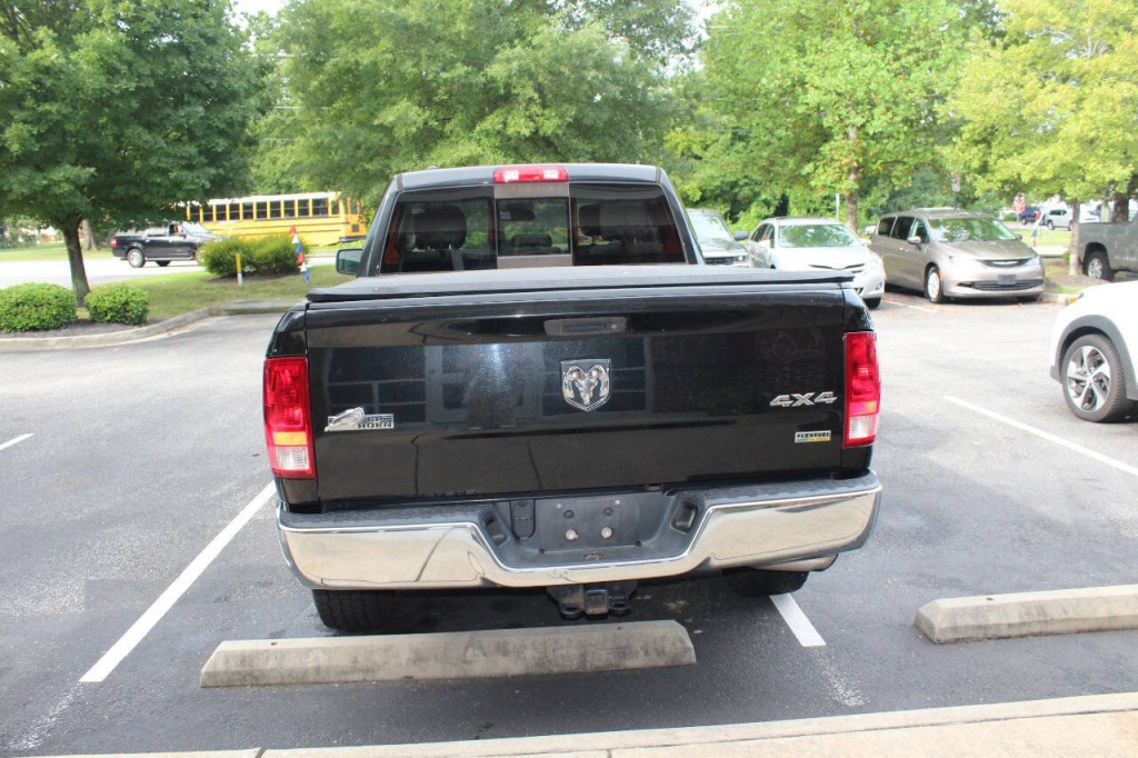 2016 RAM 1500 Image 4