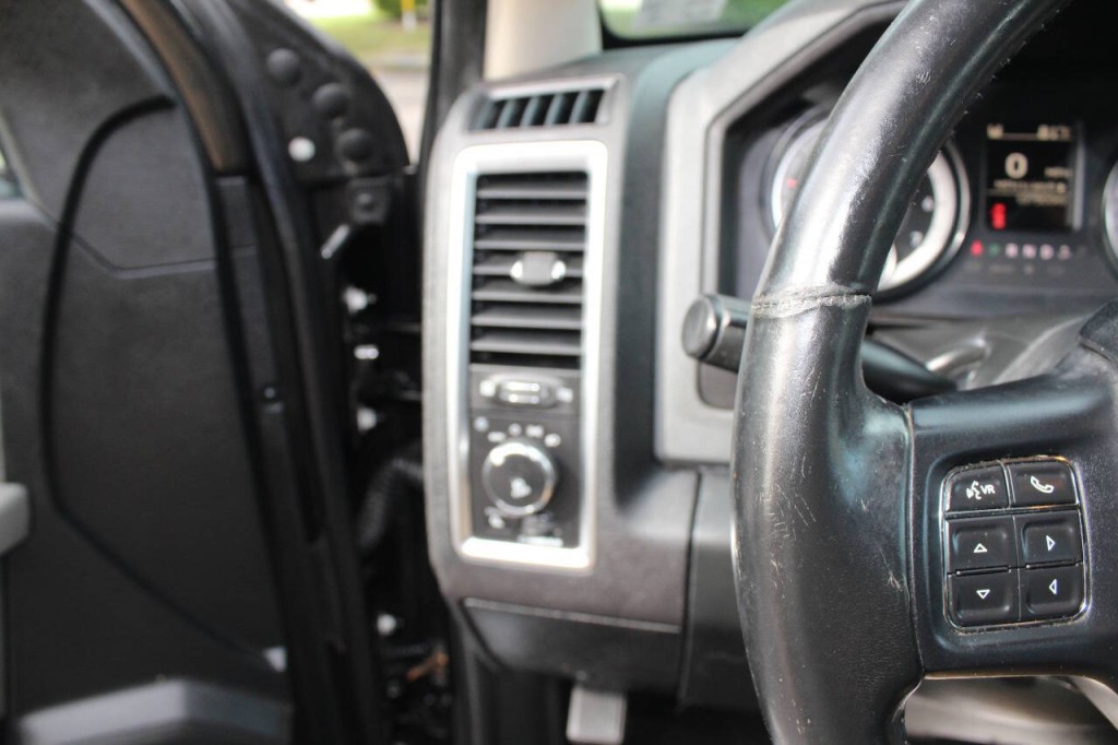 2016 RAM 1500 Image 13
