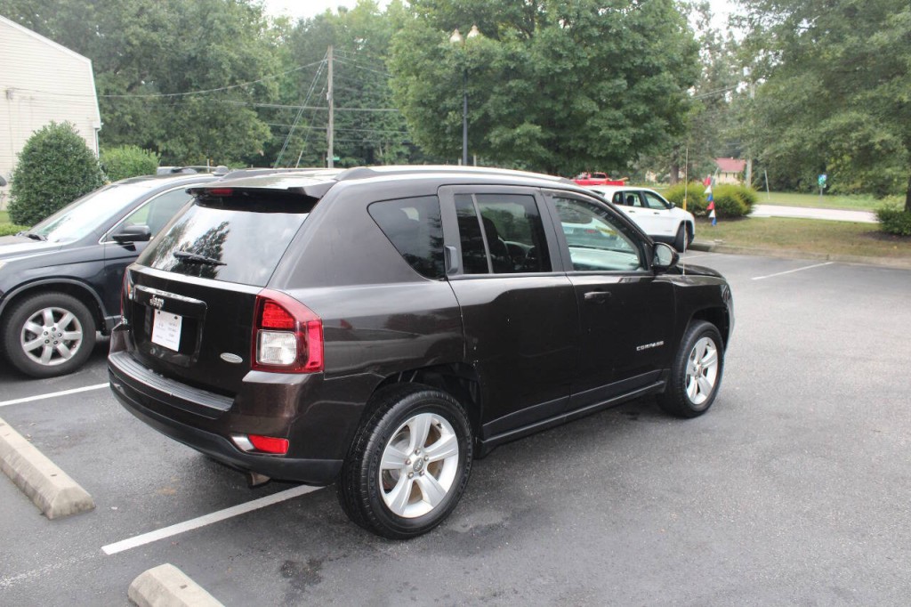 2014 Jeep Compass Image 5