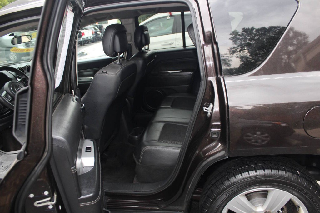 2014 Jeep Compass Image 8