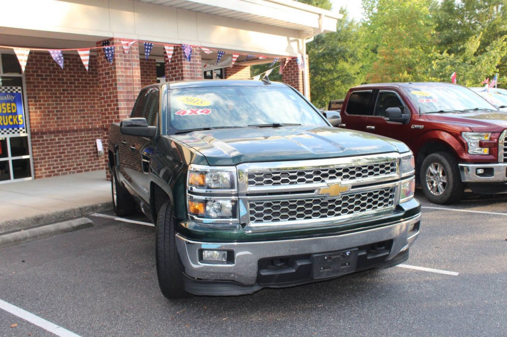 2015 Chevrolet Silverado 1500 Image 1