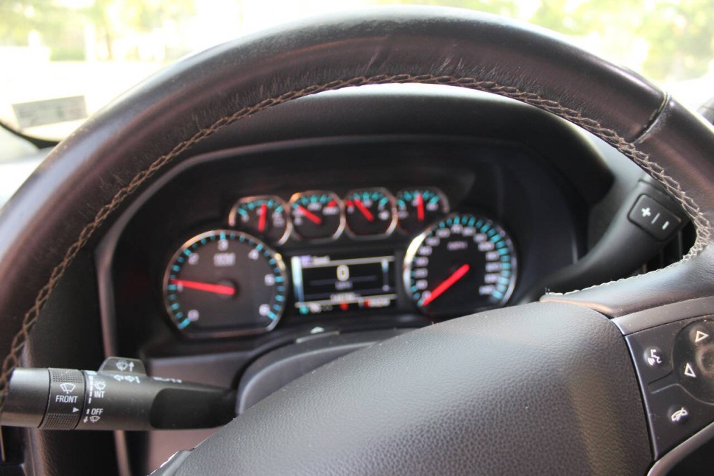 2015 Chevrolet Silverado 1500 Image 12
