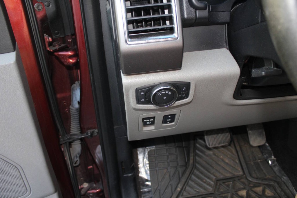 2016 Ford F-150 Image 16