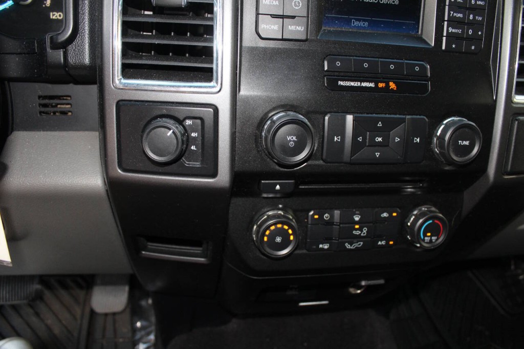 2016 Ford F-150 Image 17