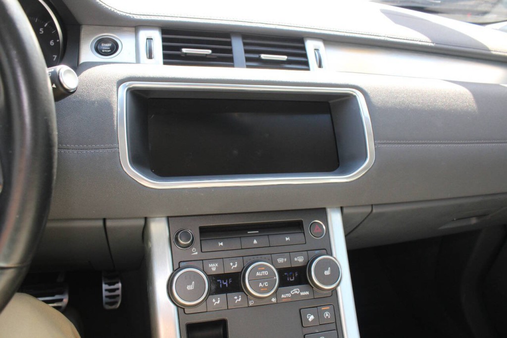 2017 Land Rover Range Rover Evoque Image 14