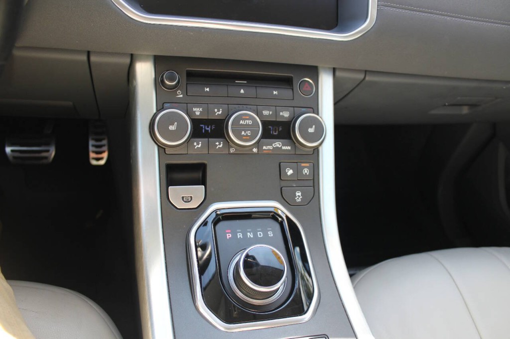 2017 Land Rover Range Rover Evoque Image 15