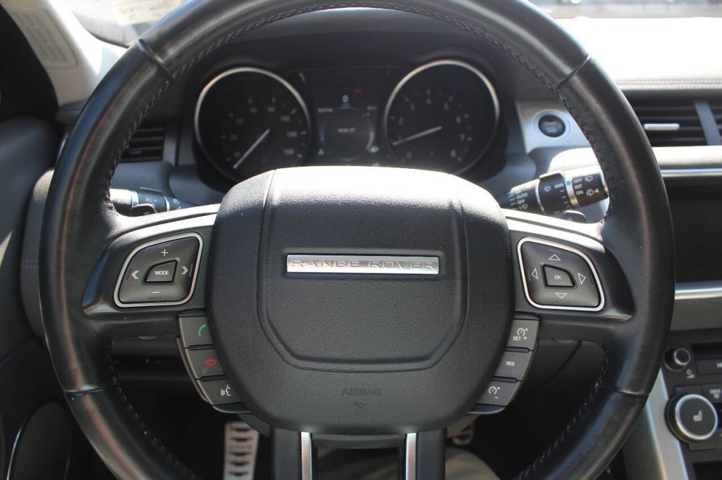 2017 Land Rover Range Rover Evoque Image 17