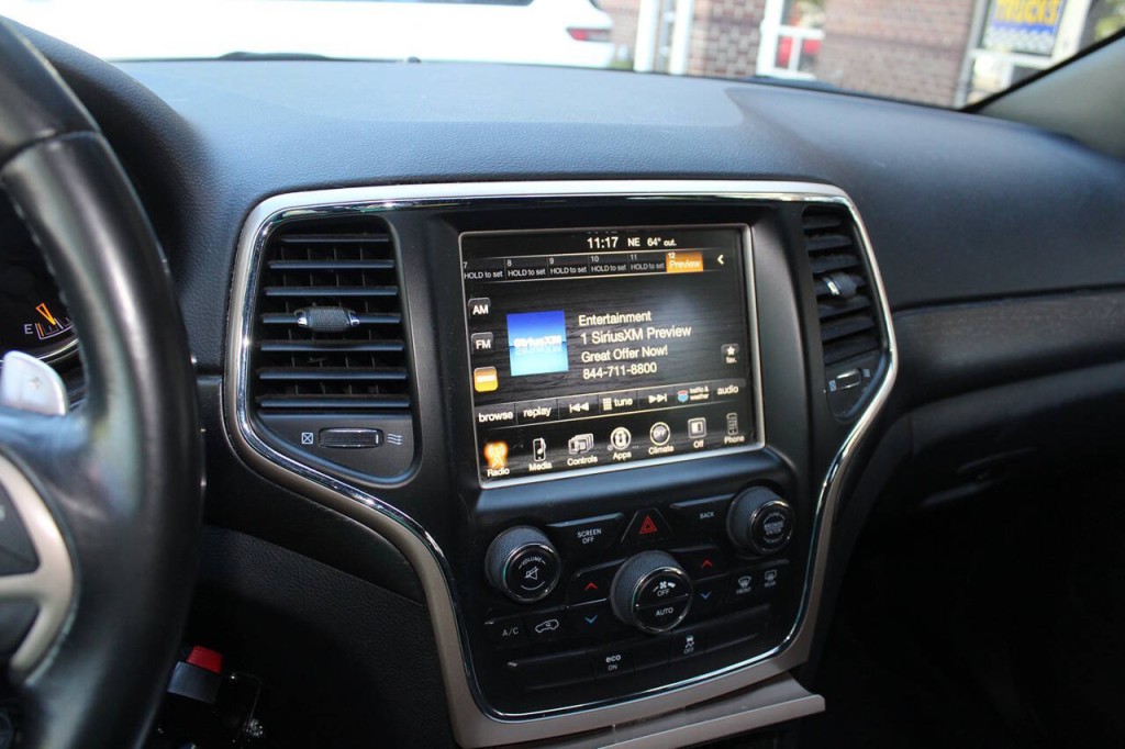 2015 Jeep Grand Cherokee Image 12