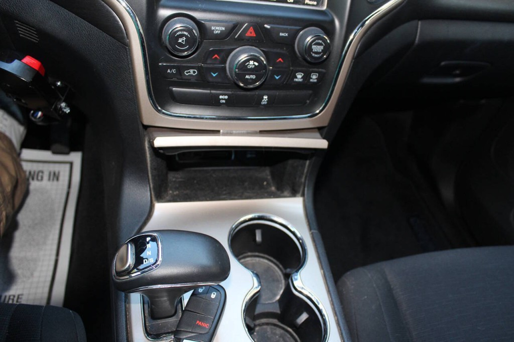 2015 Jeep Grand Cherokee Image 14