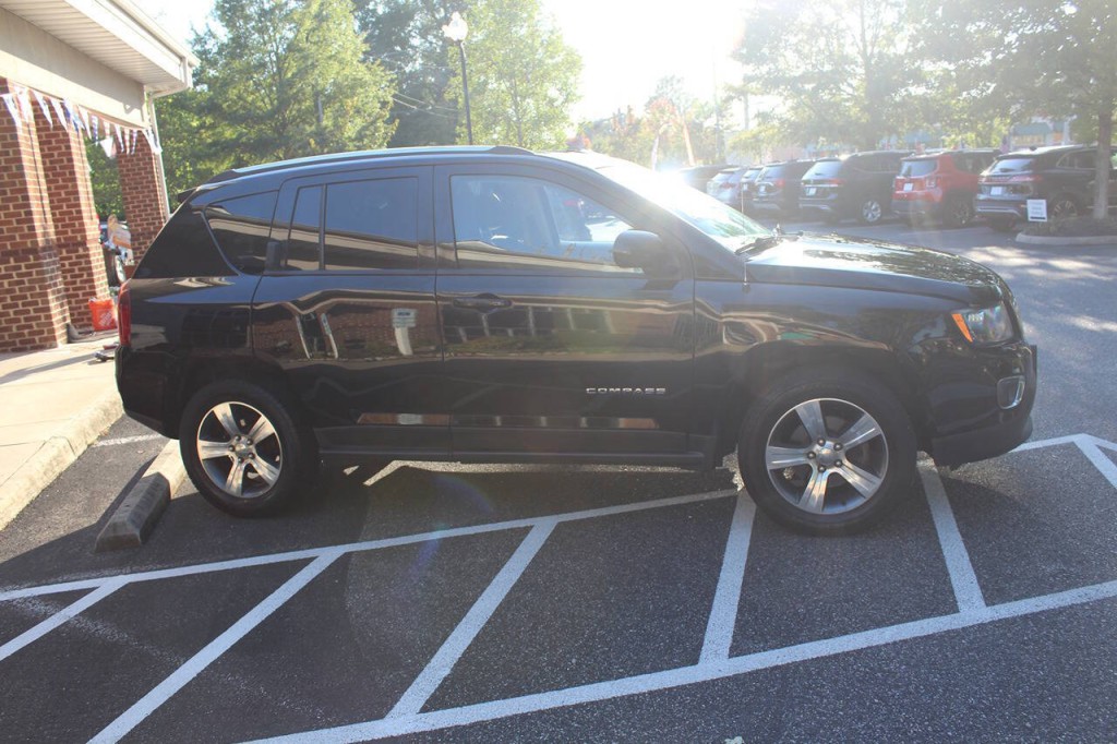 2016 Jeep Compass Image 3