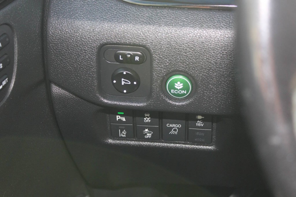 2019 Honda Ridgeline Image 14