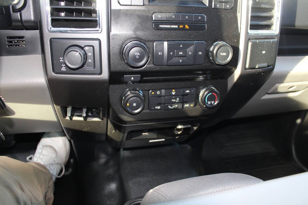 2016 Ford F-150 Image 13