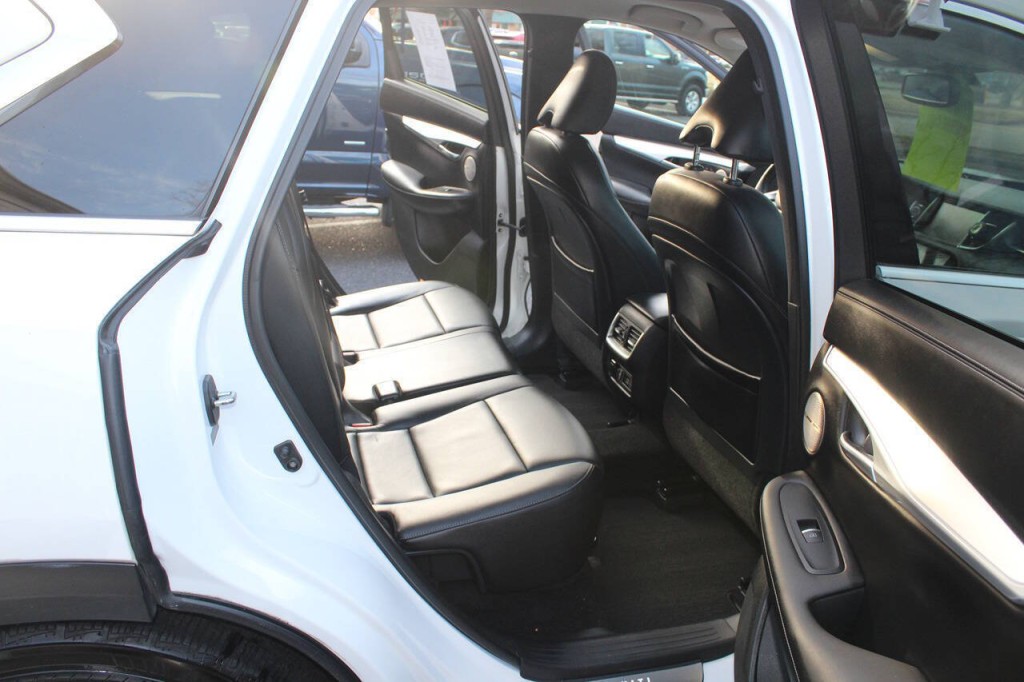 2019 INFINITI QX50 Image 11