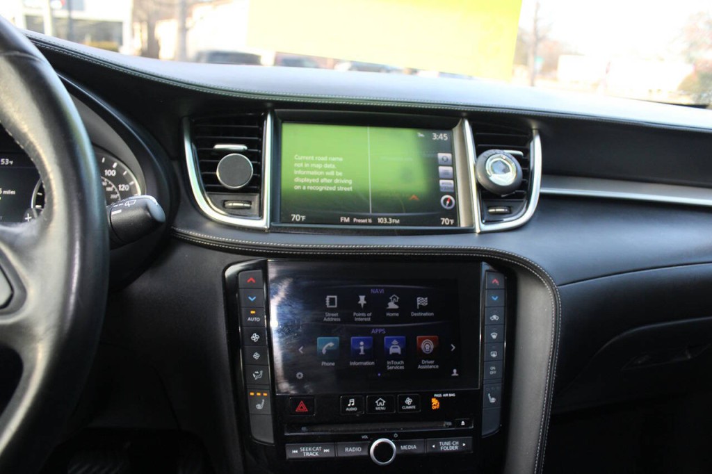 2019 INFINITI QX50 Image 16