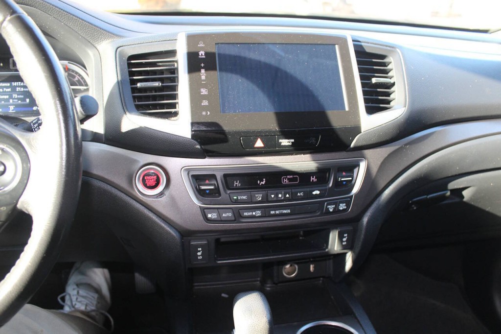 2017 Honda Ridgeline Image 14