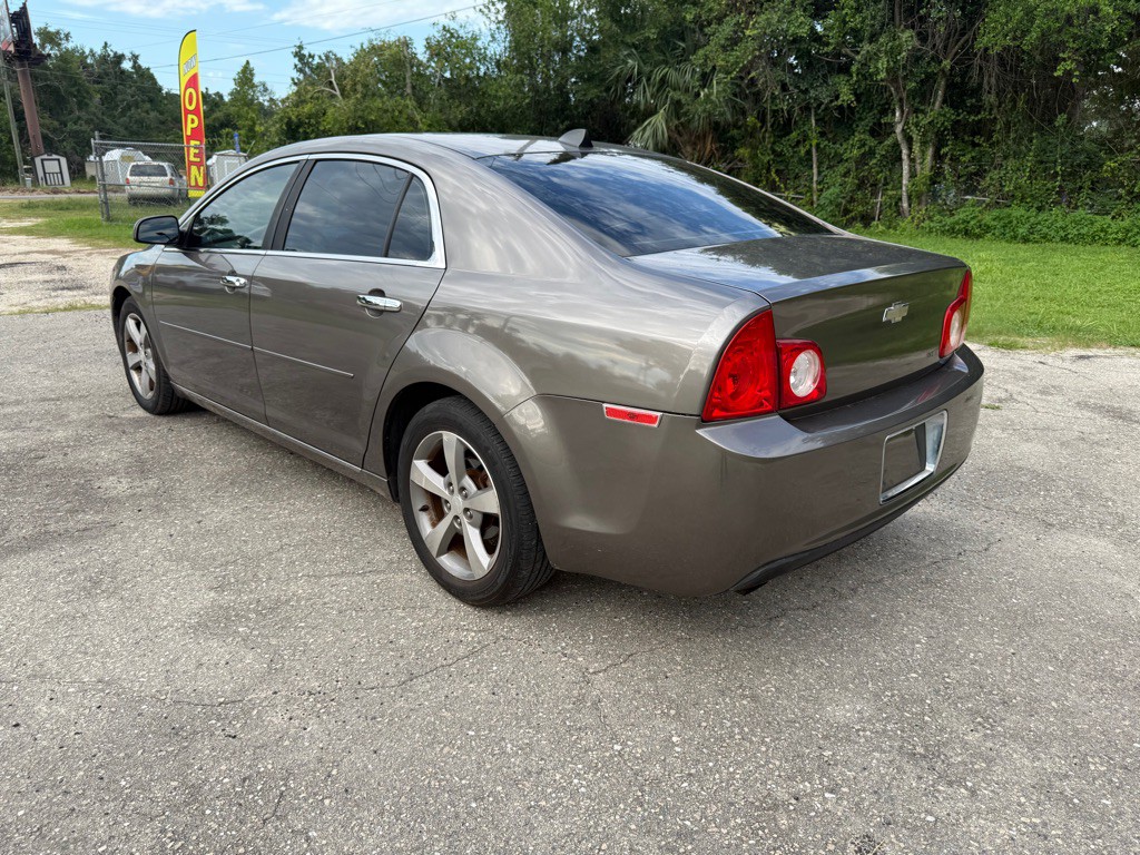 2012 Chevrolet Malibu Image 5