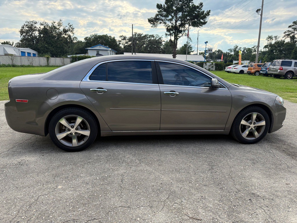 2012 Chevrolet Malibu Image 8