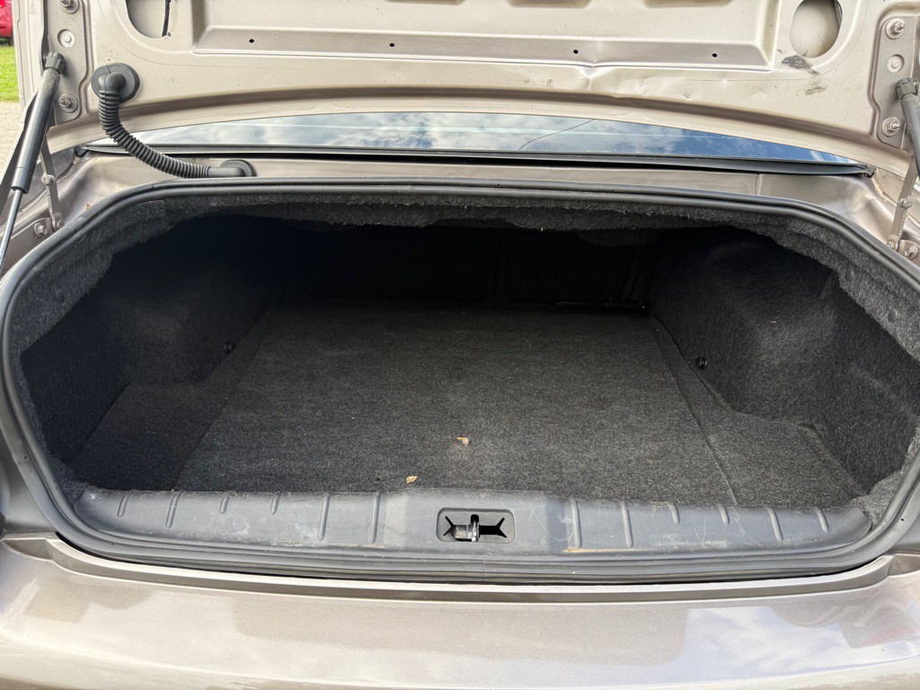 2012 Chevrolet Malibu Image 10