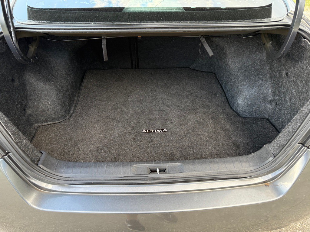 2015 Nissan Altima Image 14