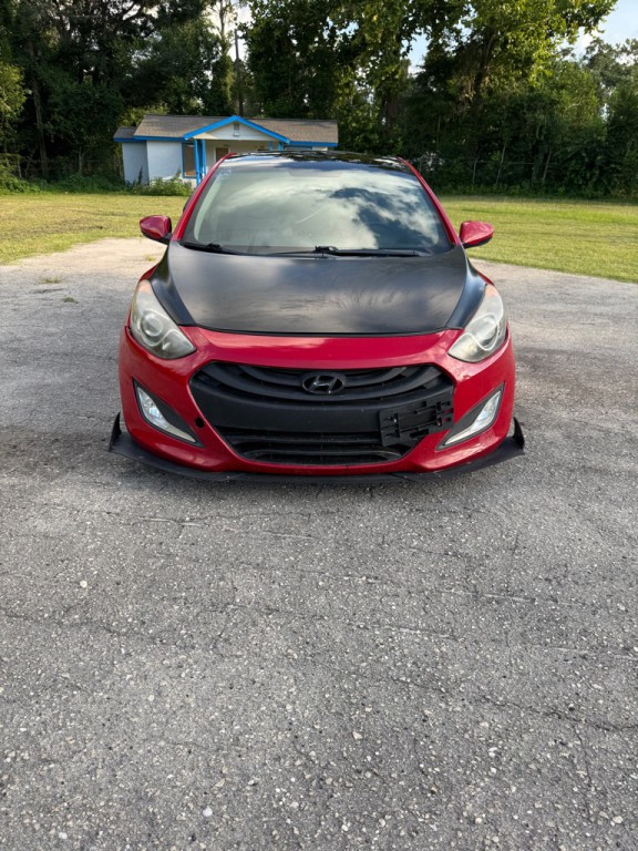 2013 Hyundai Elantra Image 2