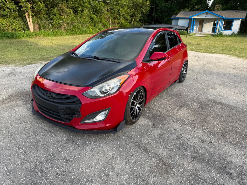 2013 Hyundai Elantra Image 3