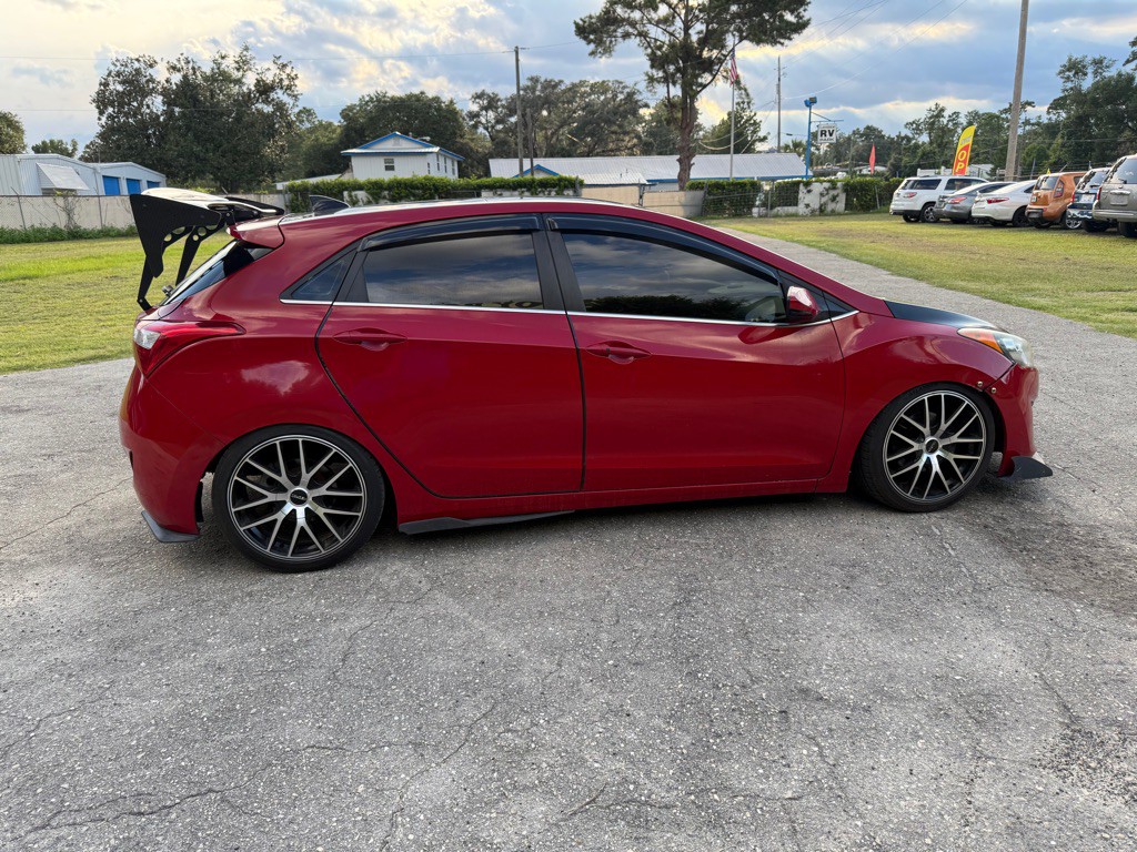 2013 Hyundai Elantra Image 8