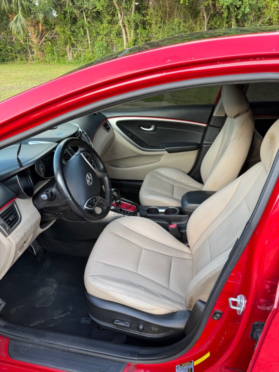 2013 Hyundai Elantra Image 12