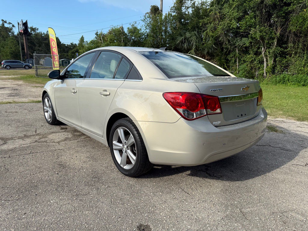 2012 Chevrolet Cruze Image 5