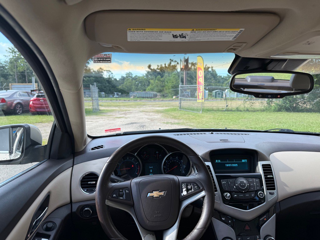 2012 Chevrolet Cruze Image 12