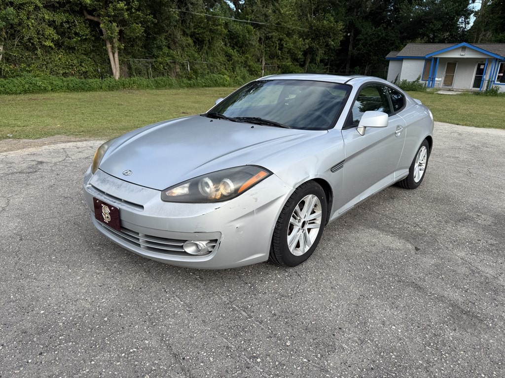 2008 Hyundai Tiburon Image 2