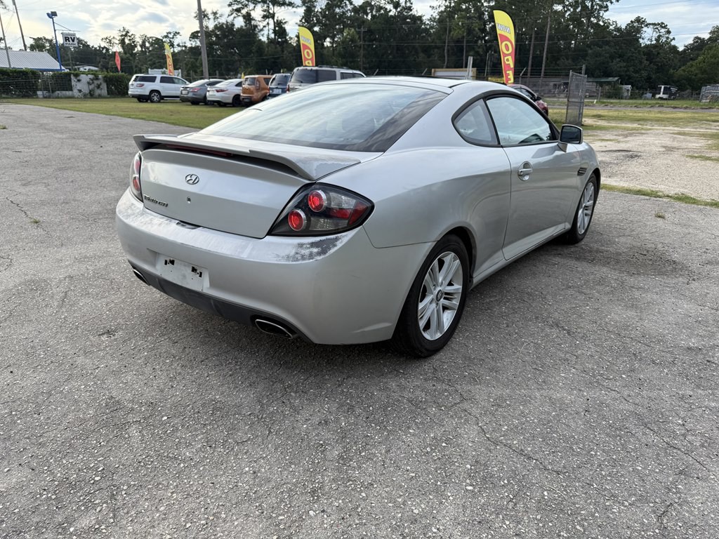 2008 Hyundai Tiburon Image 5