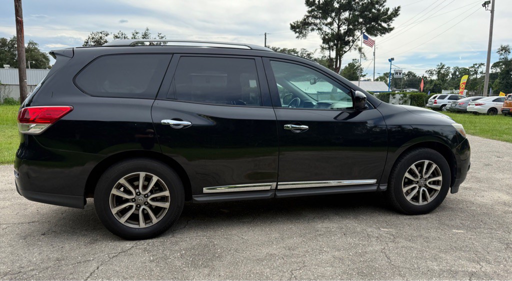 2015 Nissan Pathfinder Image 8