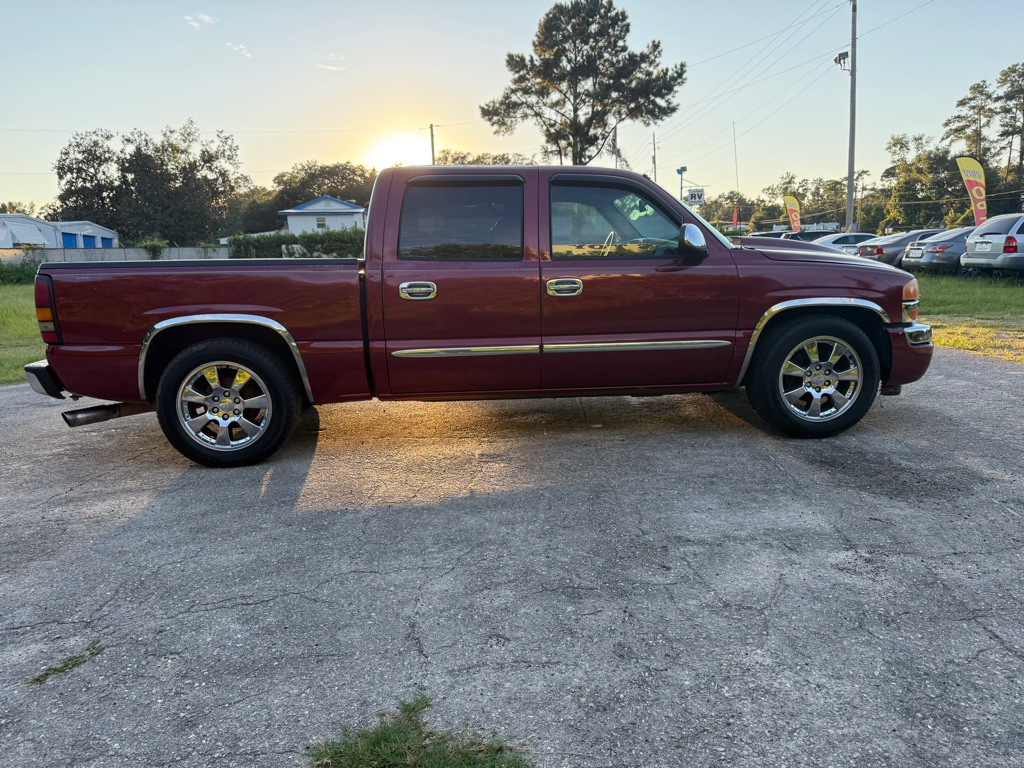 2005 GMC Sierra 1500 Image 8