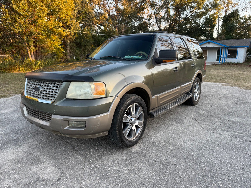 2004 Ford Expedition Image 3