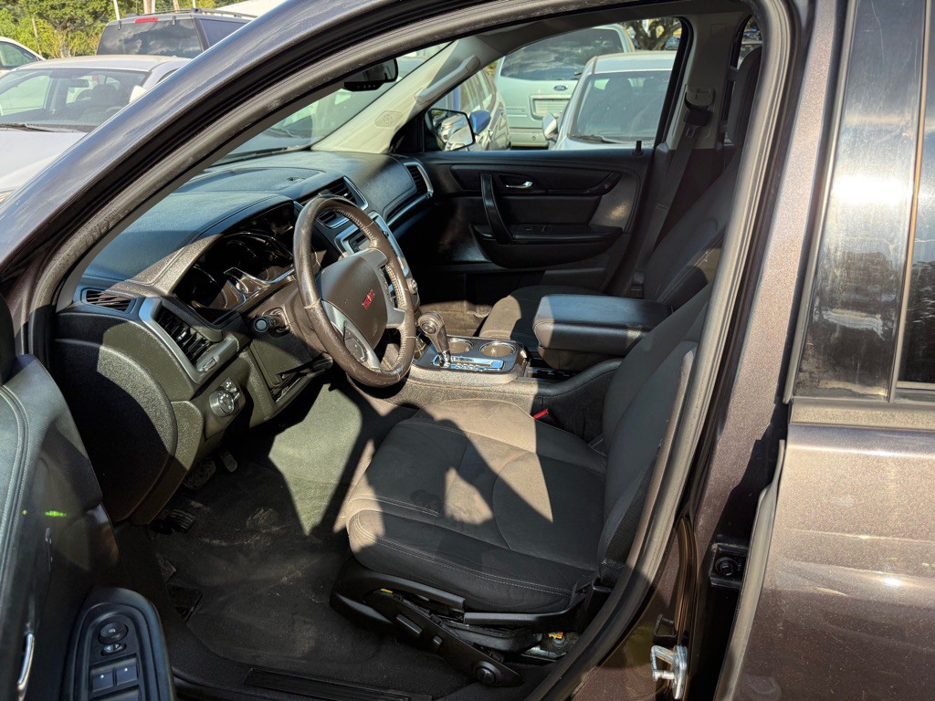 2016 GMC Acadia Image 4