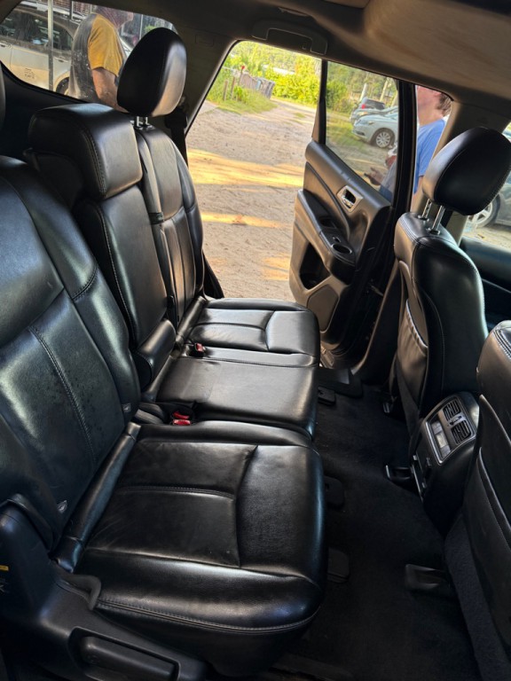 2015 Nissan Pathfinder Image 4