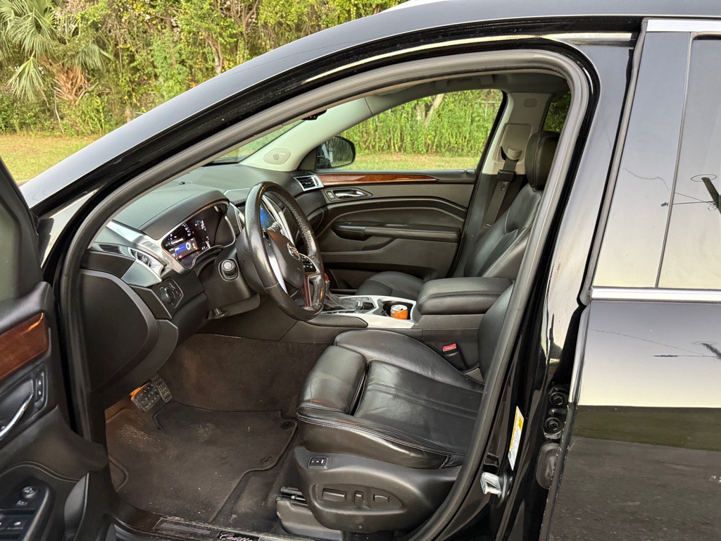 2013 Cadillac SRX Image 12