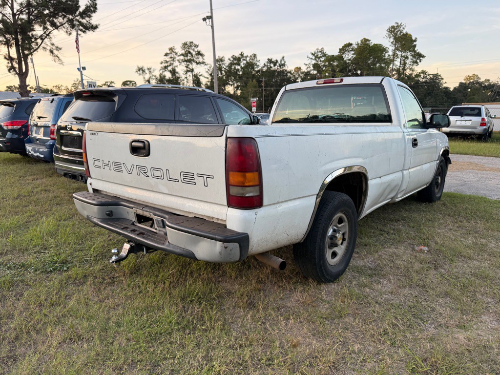 2000 Chevrolet Silverado 1500 Image 3