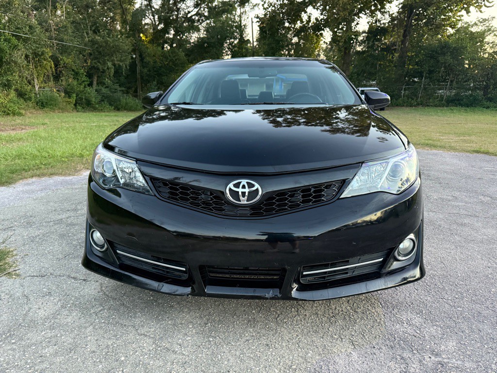 2012 Toyota Camry Image 4