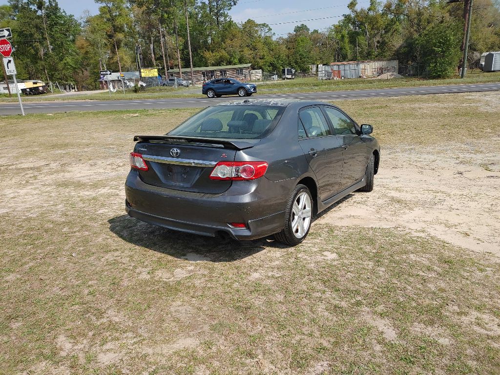 2013 Toyota Corolla Image 5