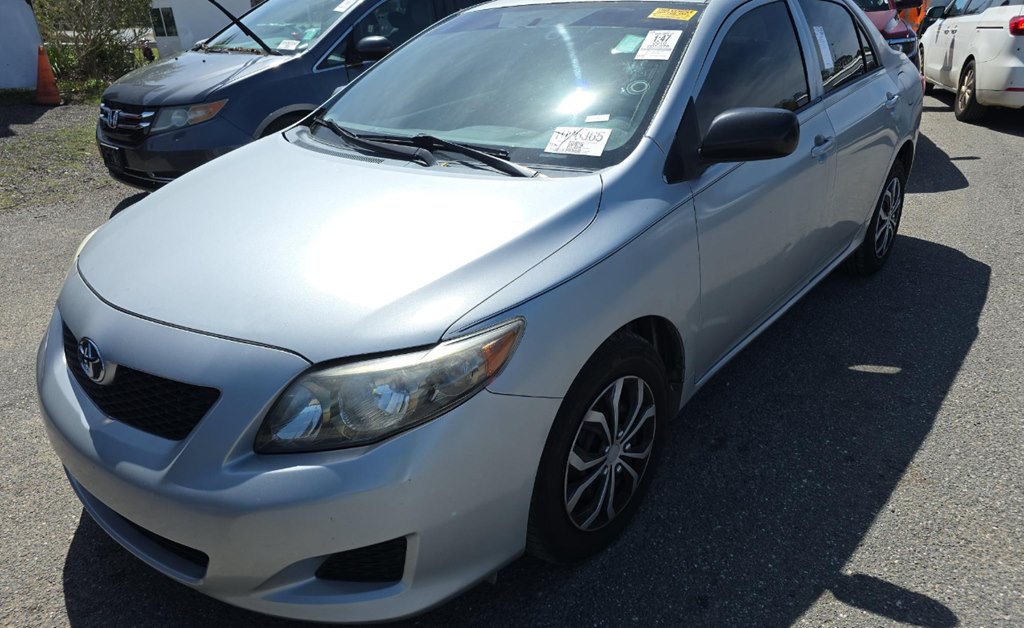 2010 Toyota Corolla Image 2