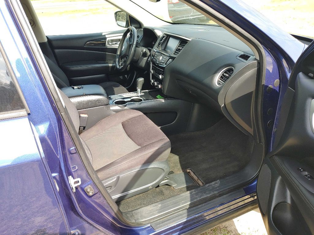 2019 Nissan Pathfinder Image 8